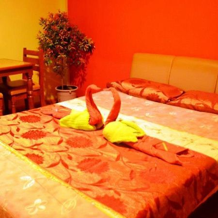 Rainbow Romanz Garden Inn Tagum Экстерьер фото