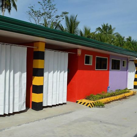 Rainbow Romanz Garden Inn Tagum Экстерьер фото